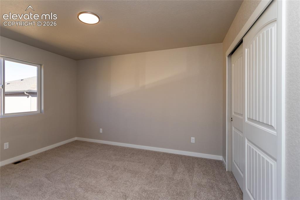 Image 15 of 25: Bedroom
