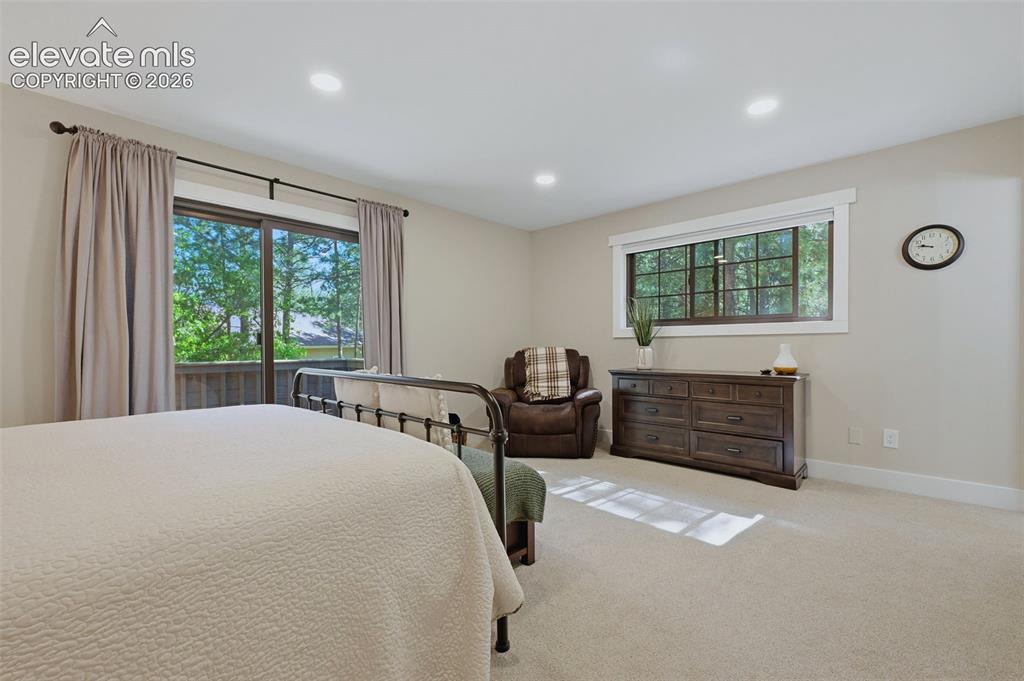 Image 15 of 34: Master bedroom 
