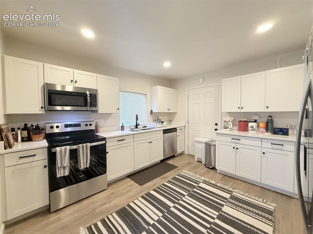 Image 9 of 40: Unit A