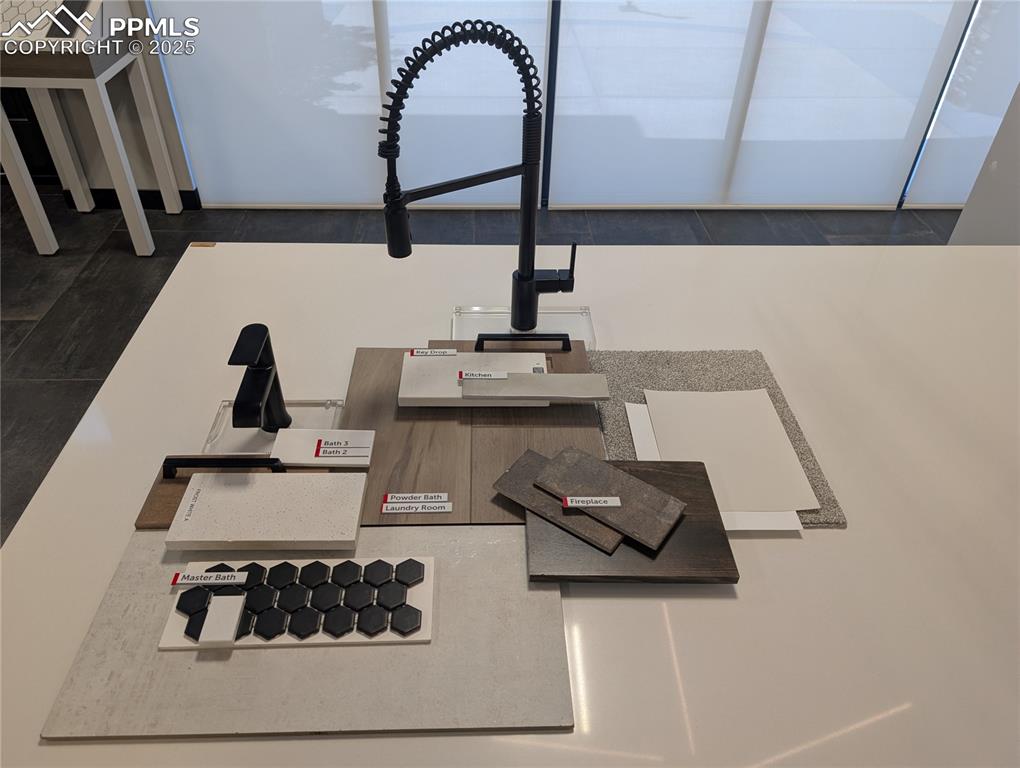 Image 2 of 2: Interior color selections