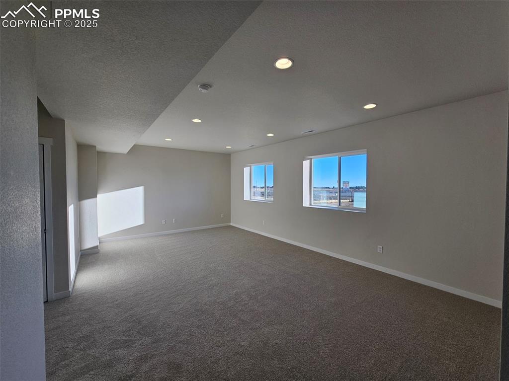 Image 20 of 27: Recreation Room