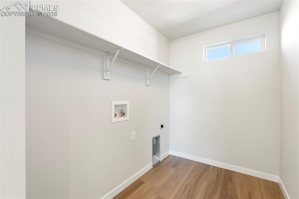 Image 30 of 37: Laundry