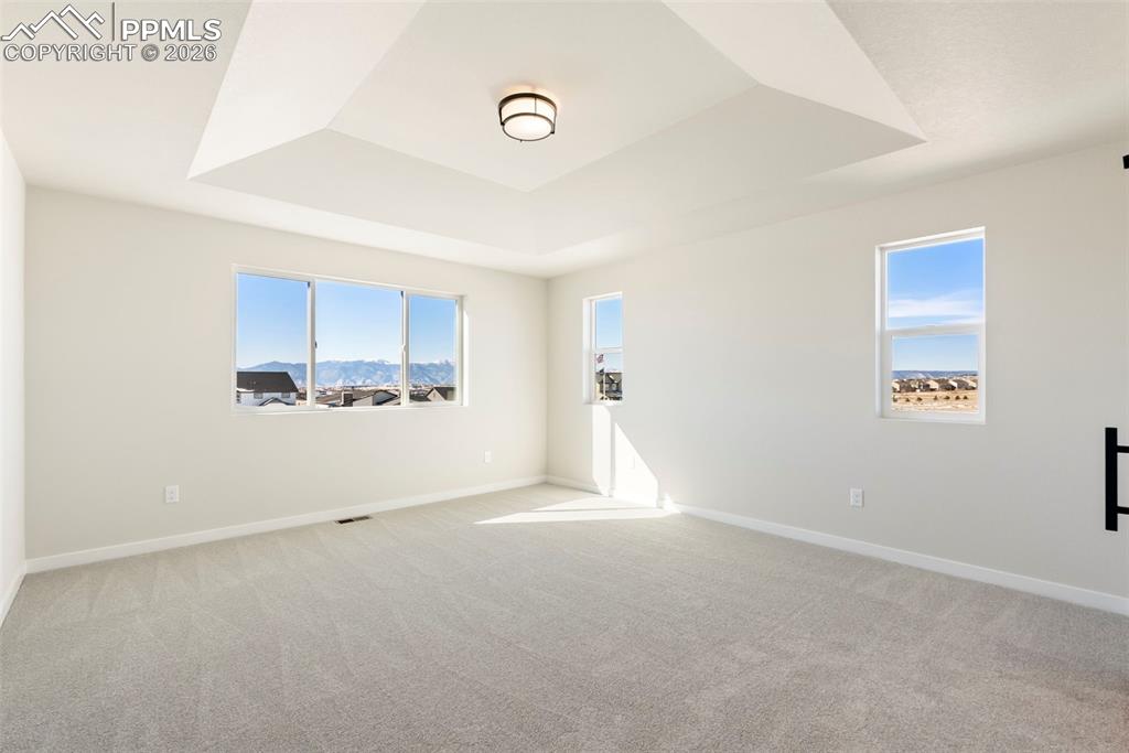 Image 31 of 37: Master Bedroom