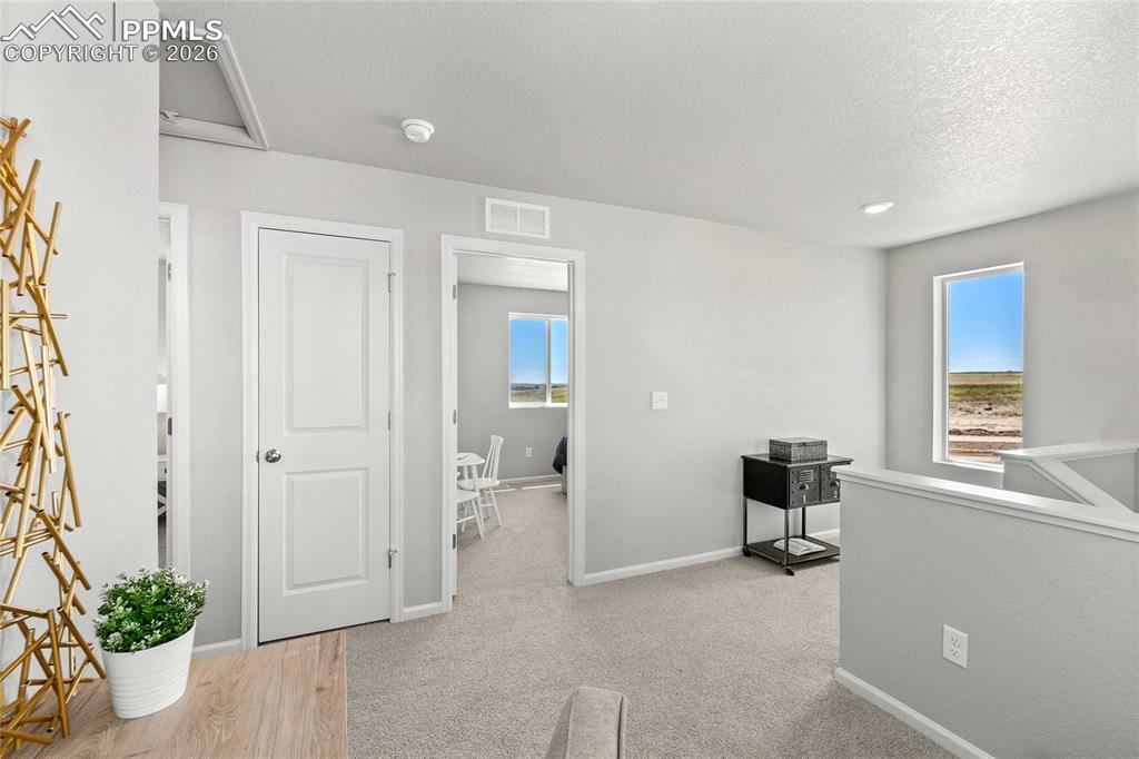 Image 16 of 26: Photos of a model home
