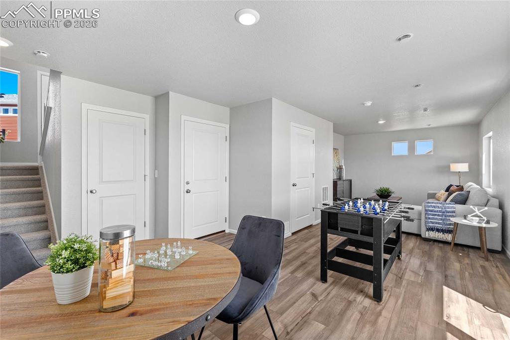 Image 3 of 26: Photos of a model home
