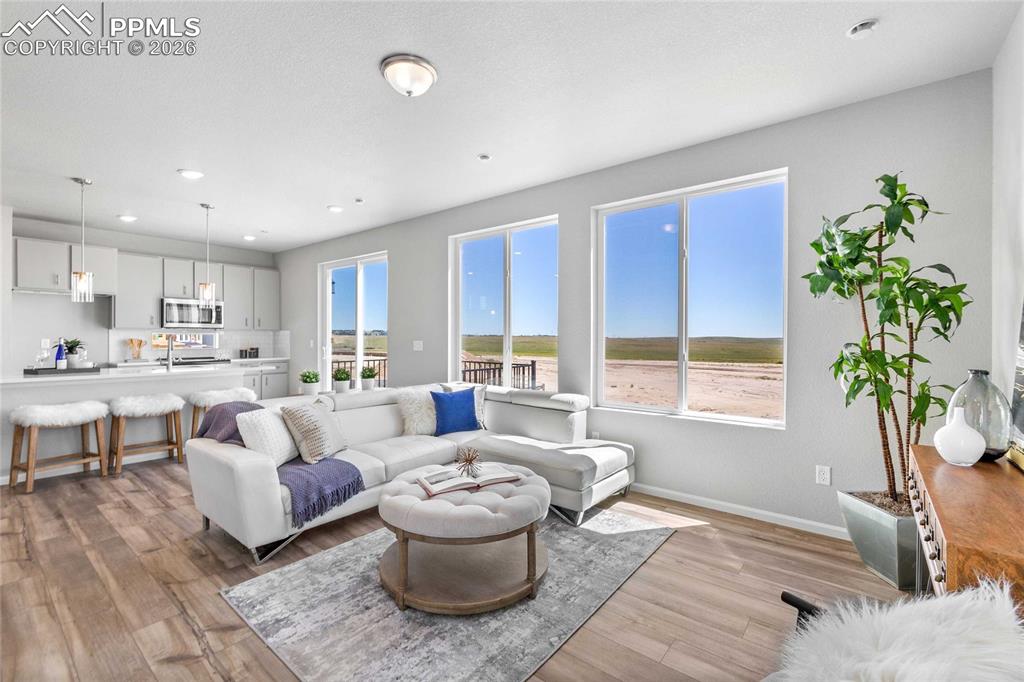 Image 7 of 26: Photos of a model home
