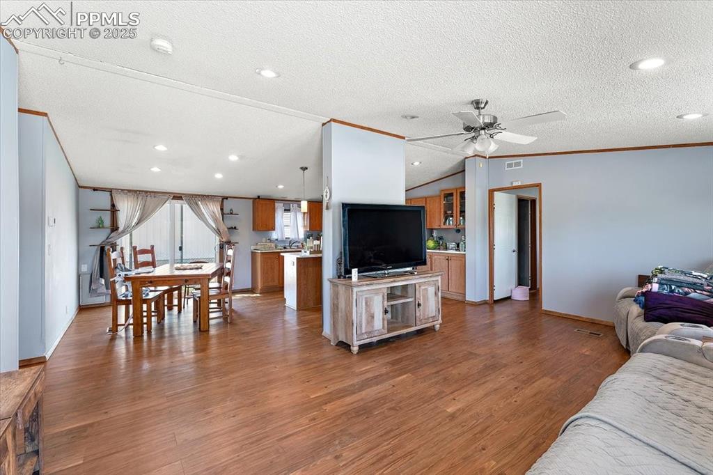 Image 3 of 30: Living Room