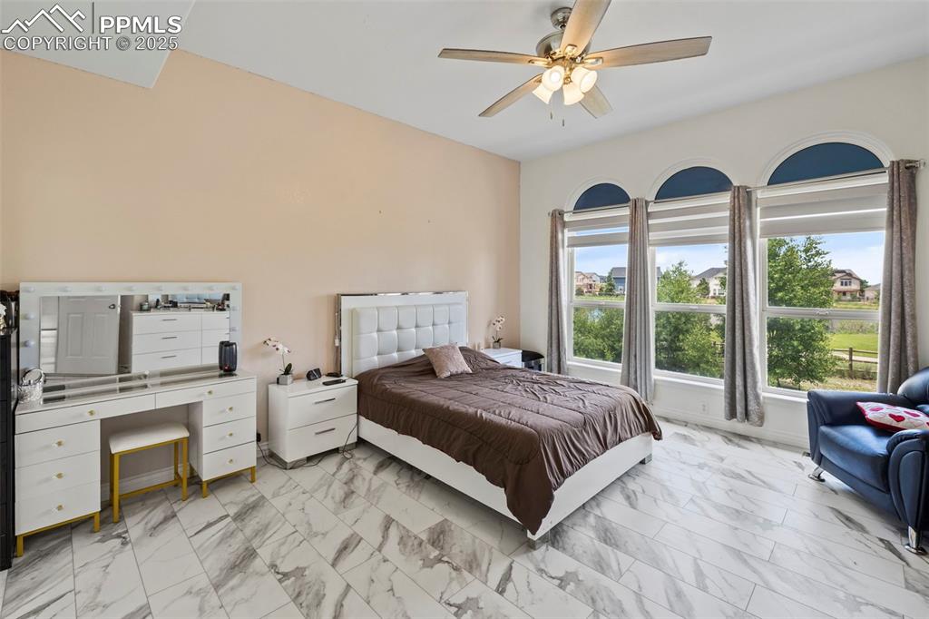 Image 18 of 48: Master Bedroom