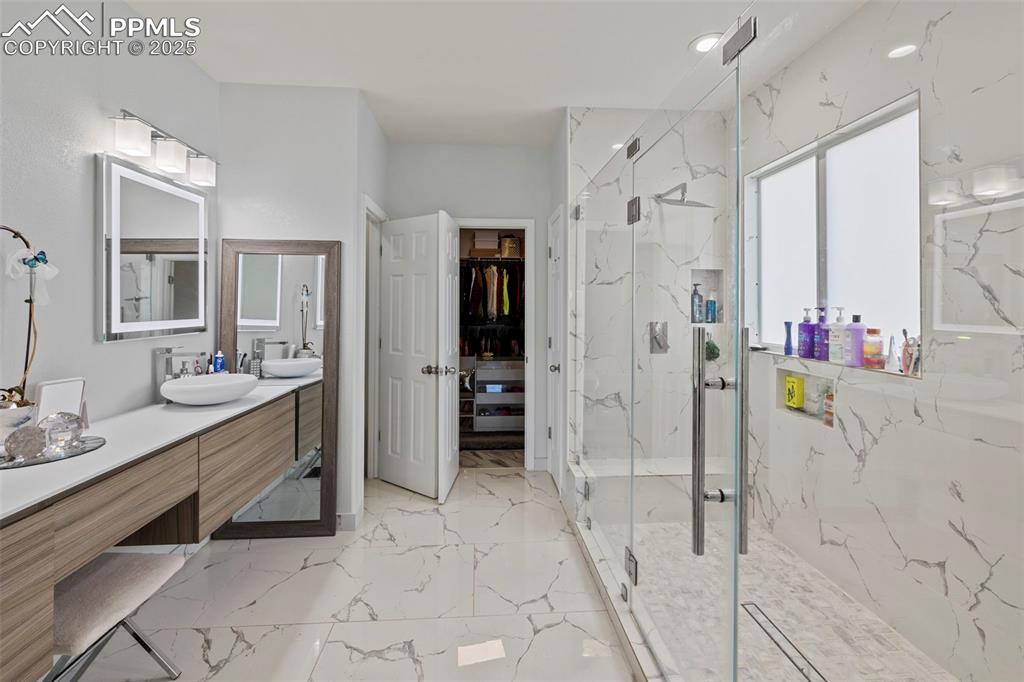 Image 21 of 48: Master Bathroom