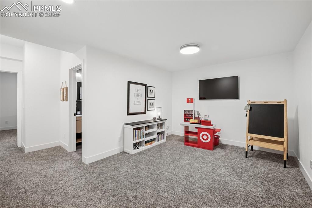 Image 32 of 44: Game Room