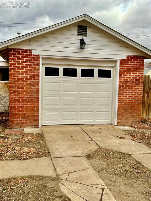 Image 28 of 28: View of garage