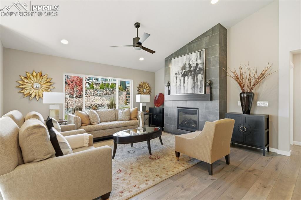 Image 10 of 49: with modern gas fireplace