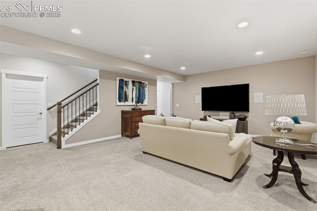 Image 36 of 49: Recreation Room