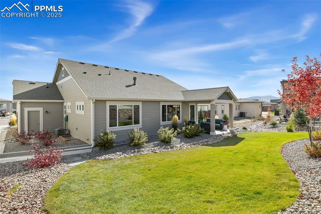 Image 44 of 49: Back of Structure