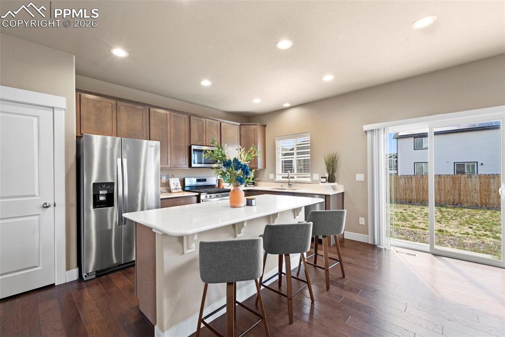 Image 10 of 43: Kitchen