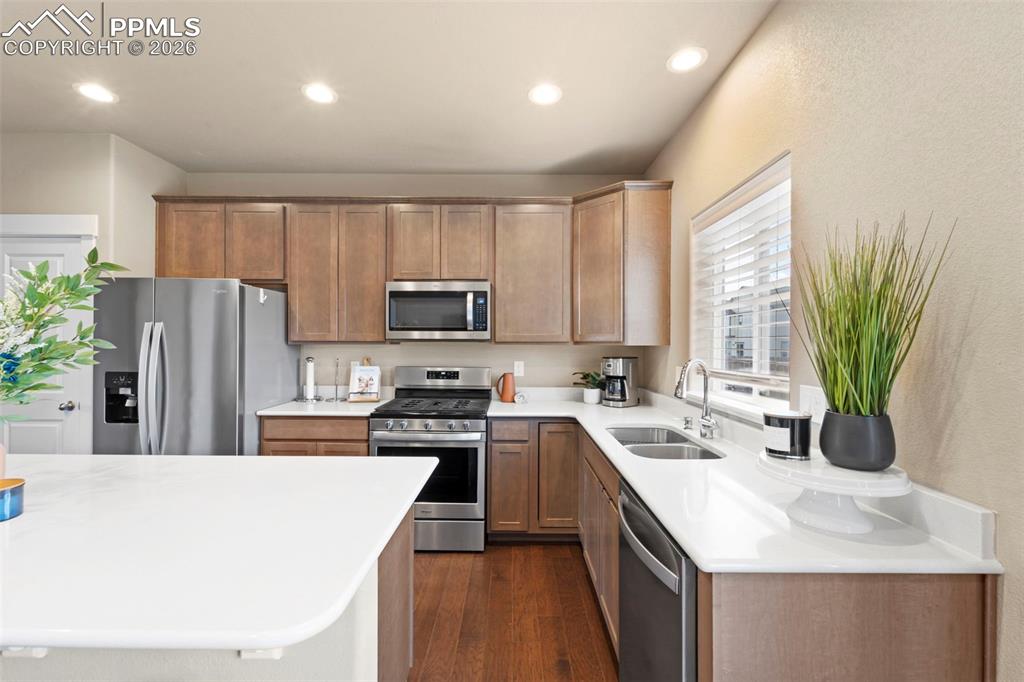 Image 11 of 43: Kitchen