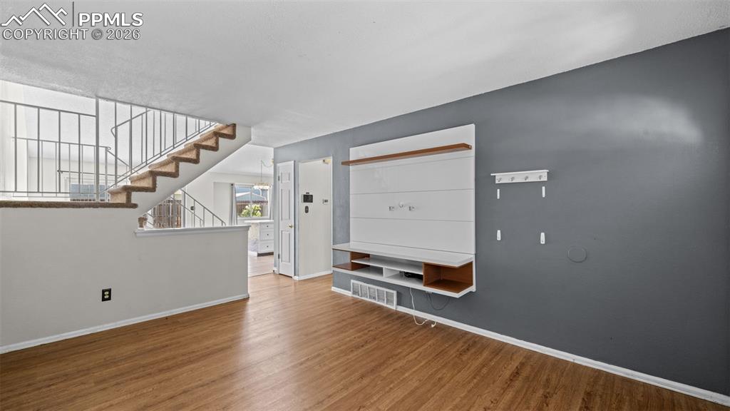 Image 6 of 35: Living Room