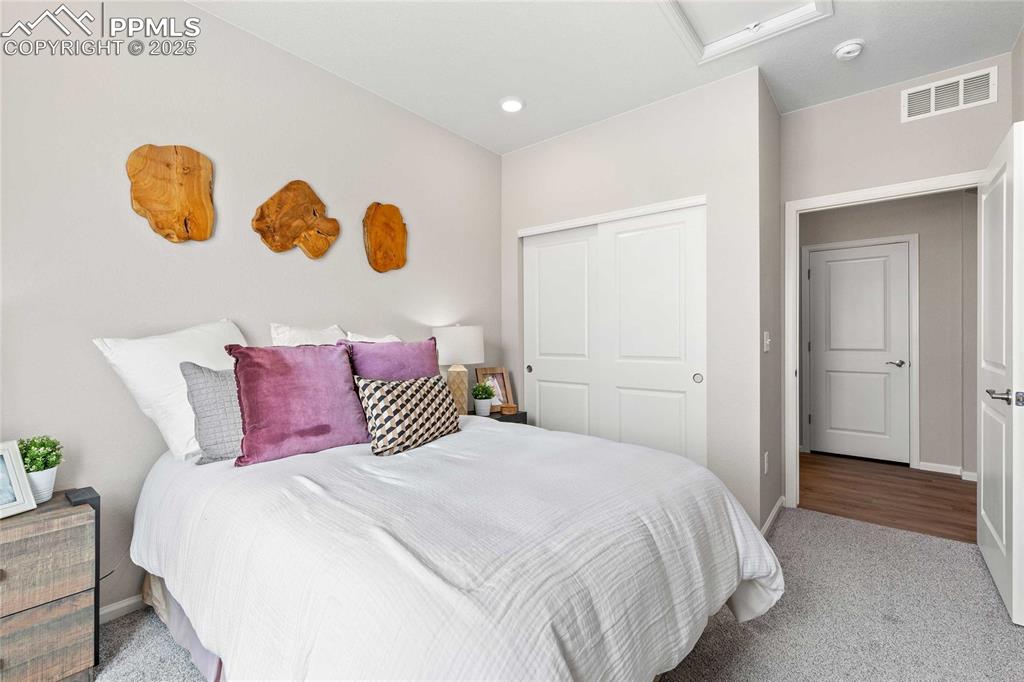 Image 22 of 24: Photos of model home