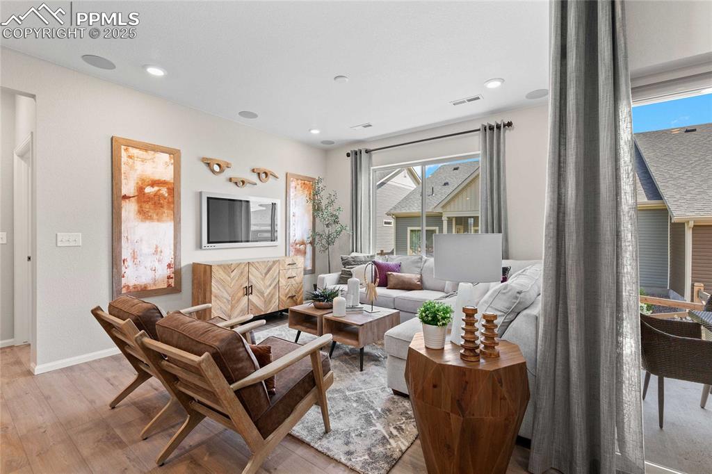 Image 6 of 24: Photos of model home