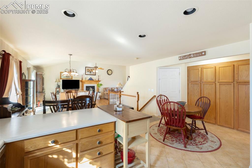 Image 11 of 35: Kitchen