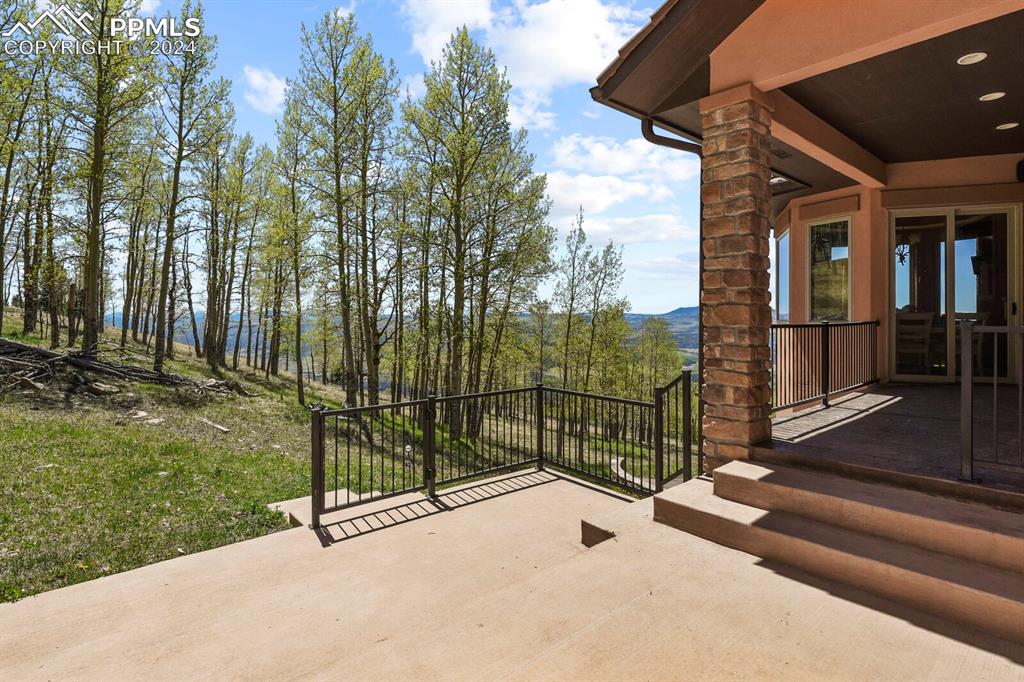 Image 40 of 50: View of patio