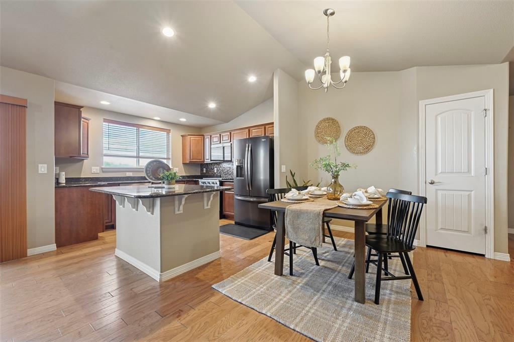 Image 2 of 46: Kitchen