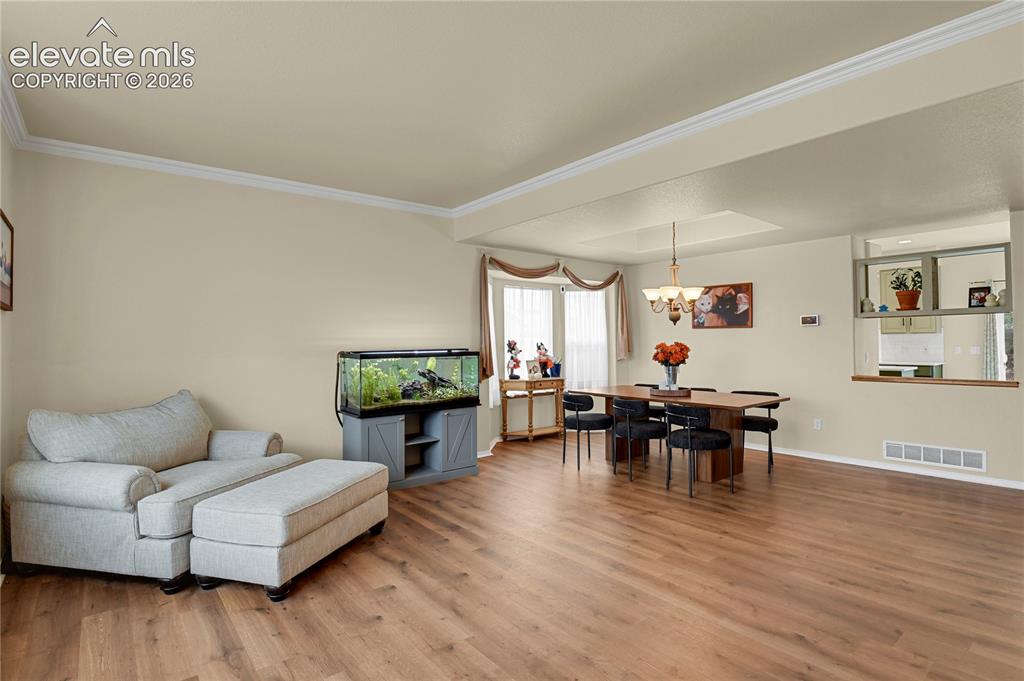 Image 4 of 40: Living Room