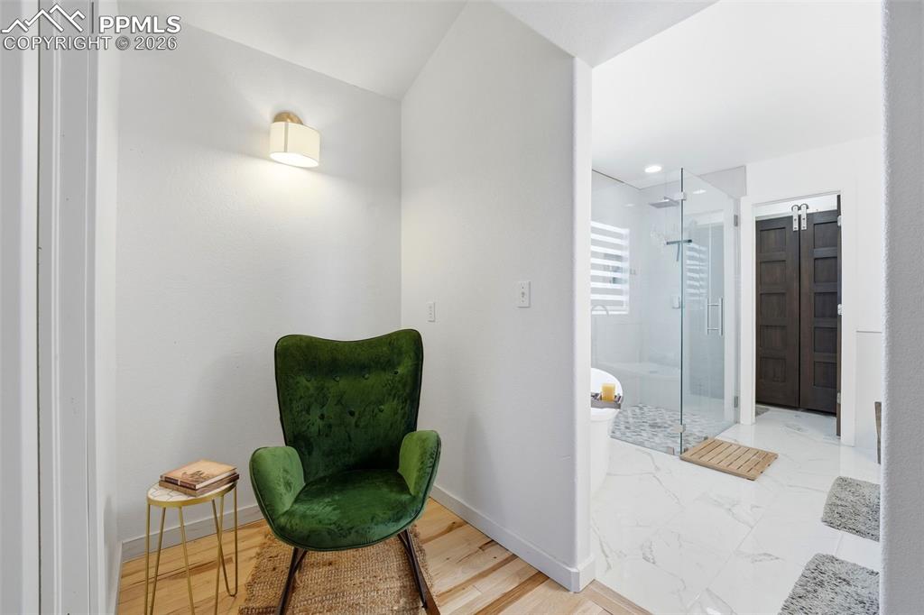 Image 23 of 49: Master Bedroom