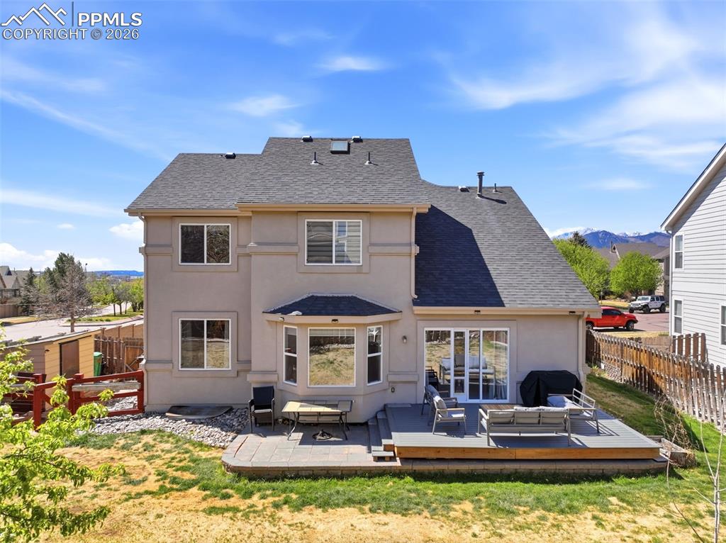 Image 47 of 49: Back of Structure