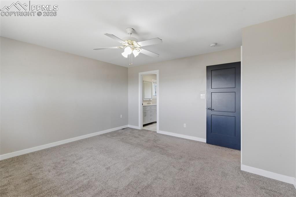 Image 15 of 39: Bedroom