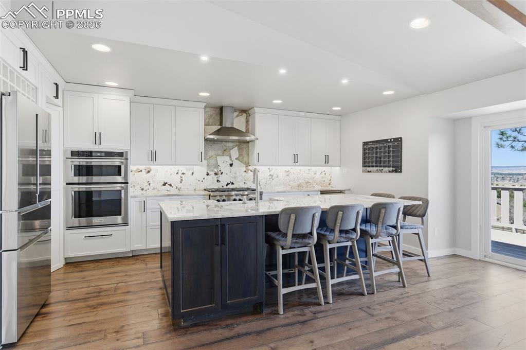 Image 6 of 39: Kitchen