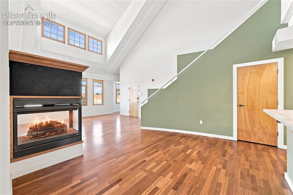 Image 15 of 50: Great Room