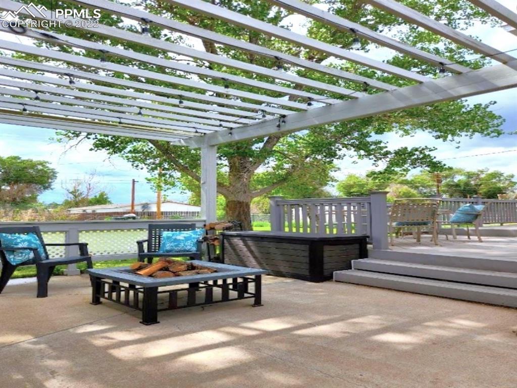 Listing 8435573, Image 21 of 30