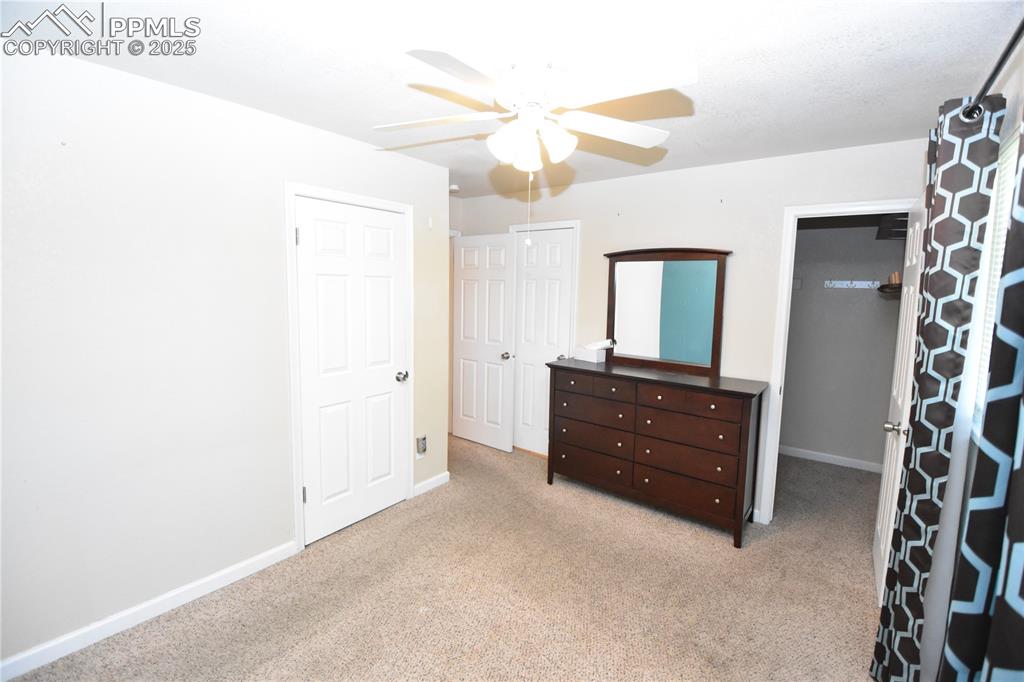 Image 12 of 31: Bedroom