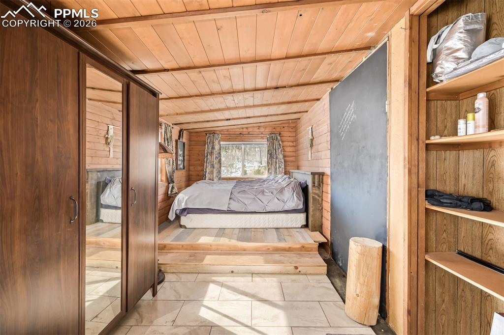 Image 23 of 44: No Description Available