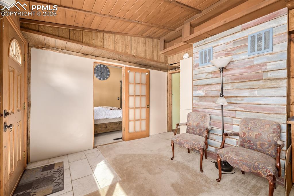 Image 30 of 44: No Description Available