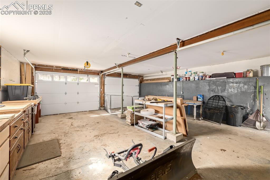 Image 34 of 44: No Description Available