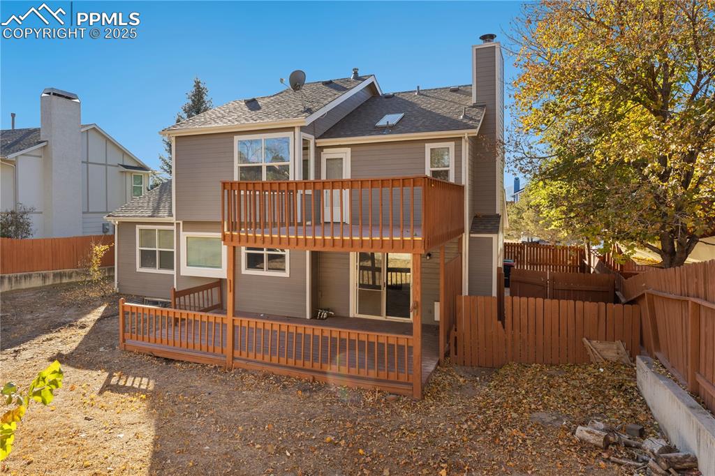 Image 44 of 50: Back of Structure