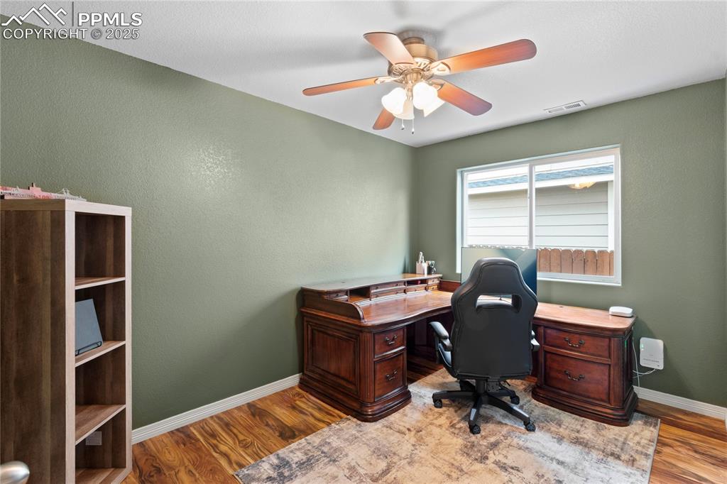 Image 13 of 38: Office