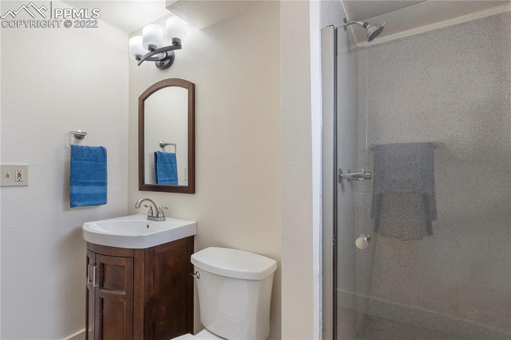 Listing 8440424, Image 16 of 22