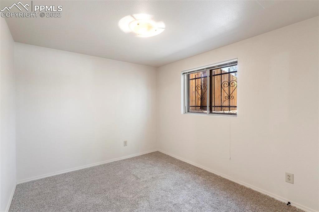 Listing 8440424, Image 17 of 22