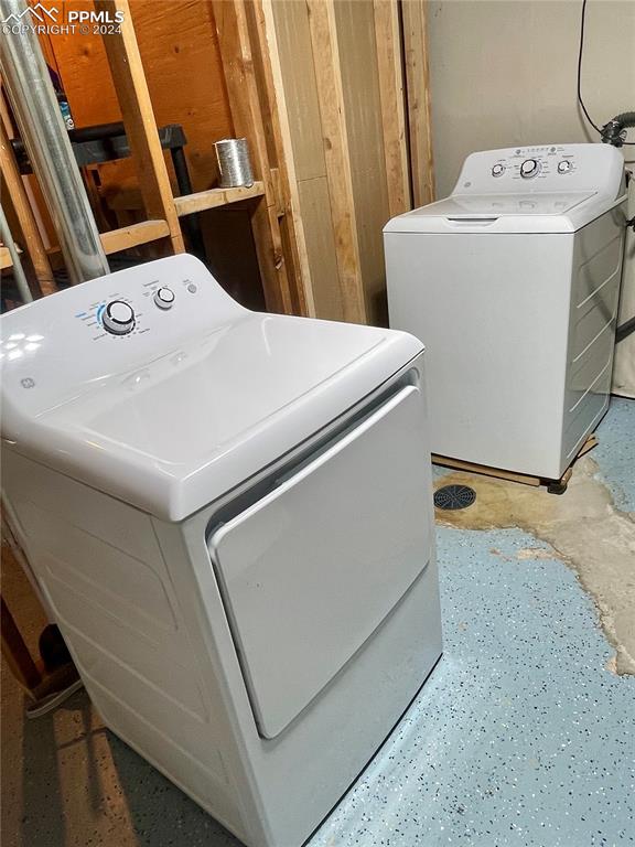 Image 38 of 47: Laundry area. Washer and dryer stay.