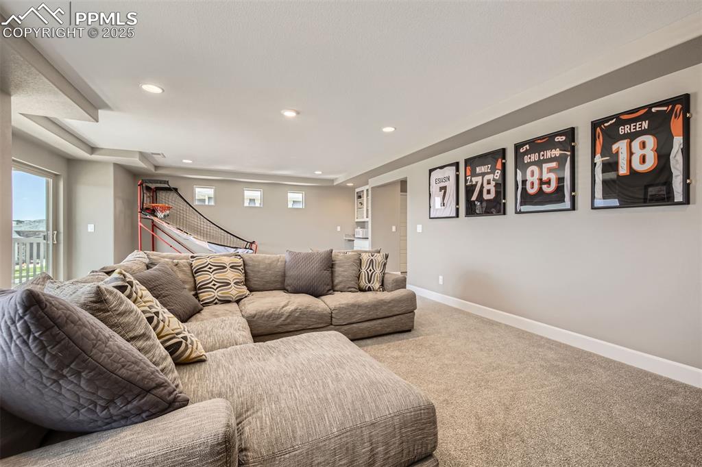 Image 26 of 30: Family Room