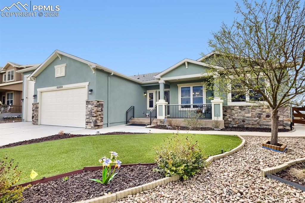 Image 2 of 33: Front of Structure