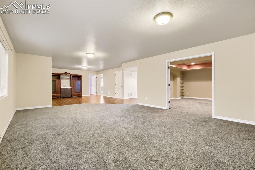 Image 20 of 33: Family Room