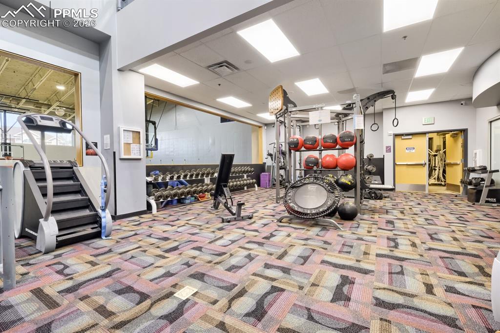 Image 28 of 33: Gym