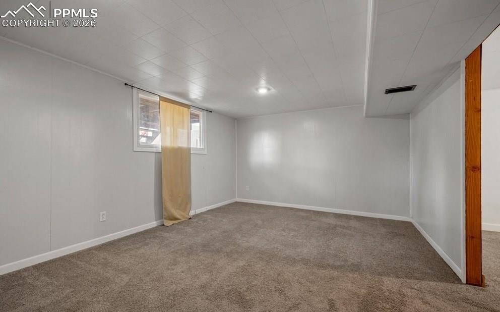 Image 20 of 32: Basement