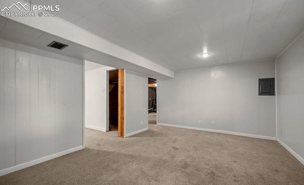 Image 21 of 32: Basement