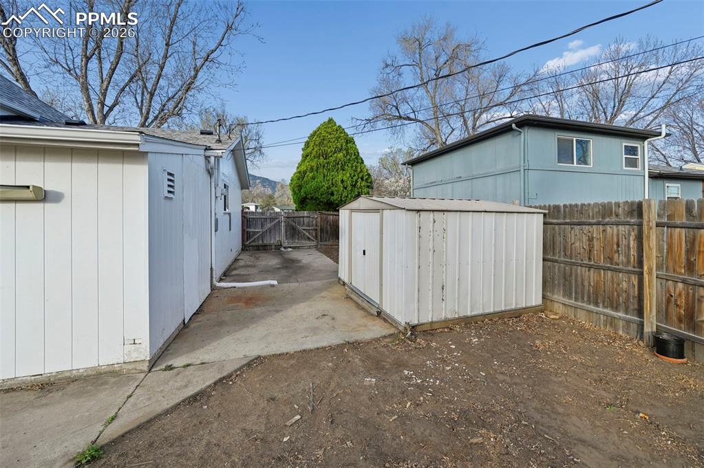 Image 22 of 25: Other