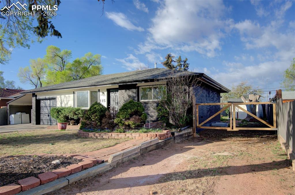 Image 3 of 28: Side of Structure